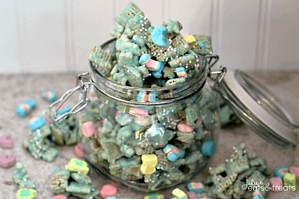 Lucky Leprechaun Munch ~ Chex Mix Loaded with Lucky Charms!