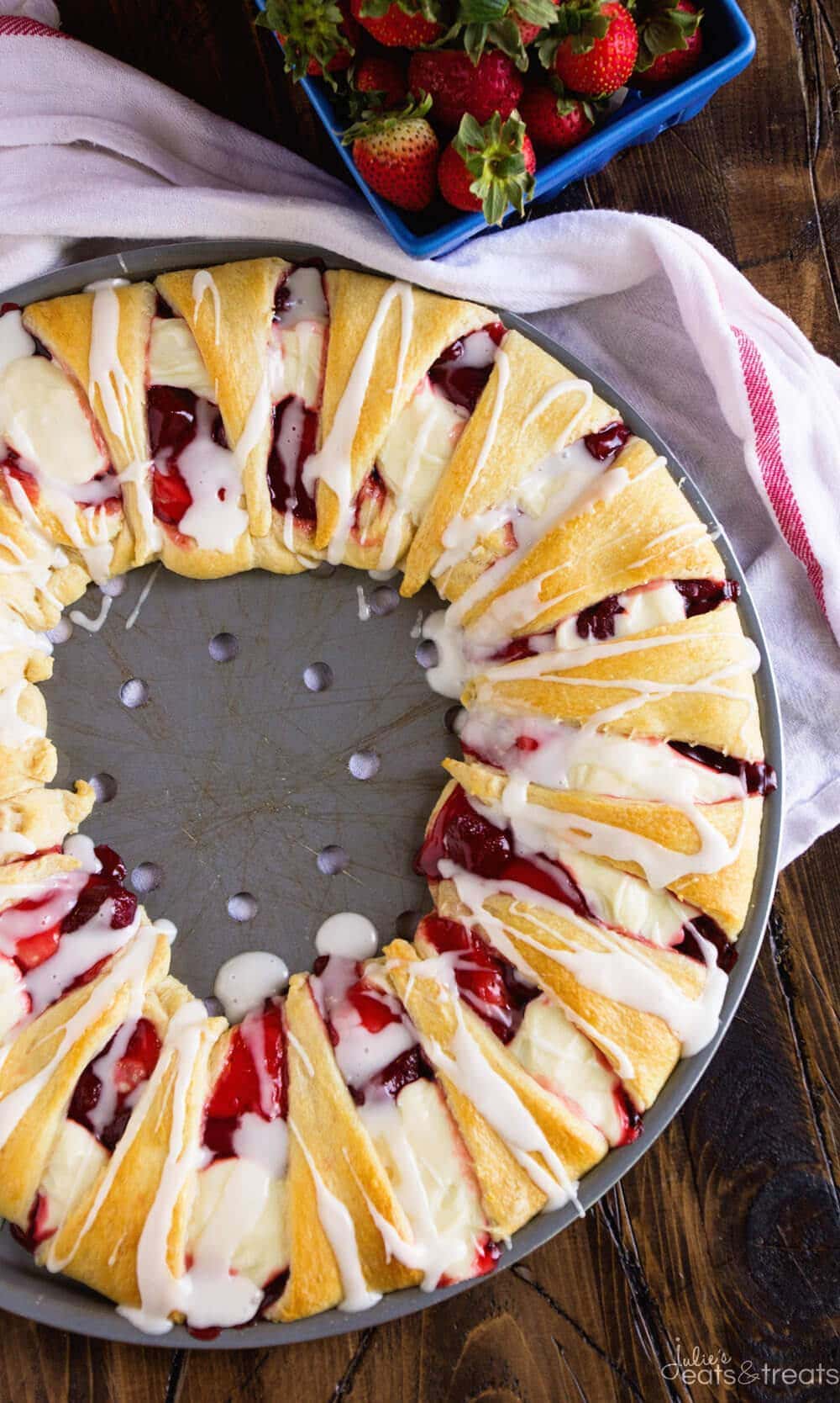 Strawberry Cheesecake Crescent Ring ~ Tender, Flaky Crescent Rolls Stuffed with Strawberry Pie Filling & Cheesecake then Drizzled with Icing! Perfect Quick & Easy Breakfast Recipe!