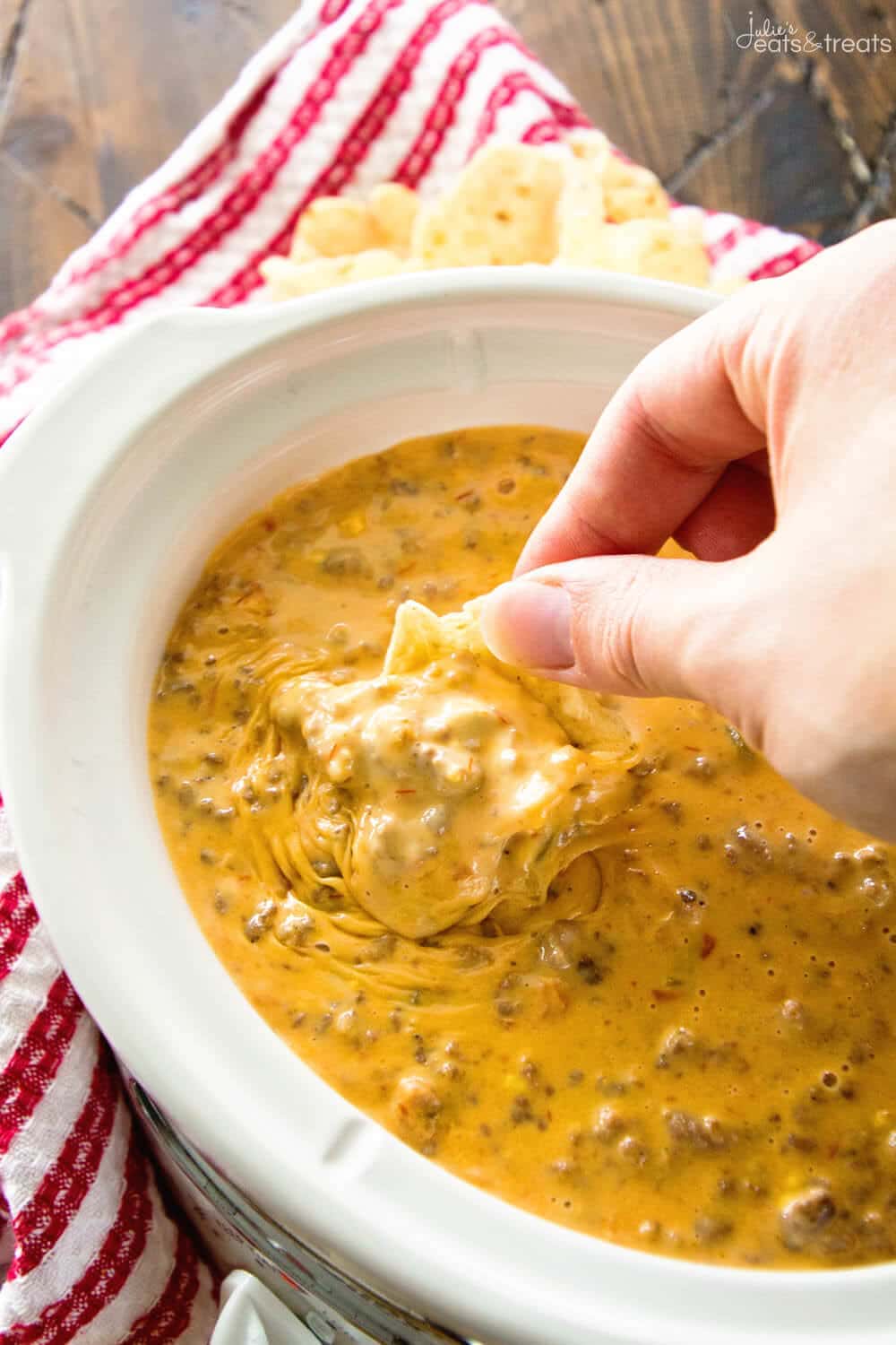 Crock Pot Cheesy Hamburger Dip + VIDEO - Julie's Eats ...